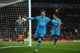 Barcelona oo guul Dahabi ah ku soo gaadhay Emirates Stadium iyo messi oo 2 jeer shabaqa soo taabtay
